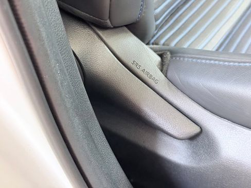 Used 2020 Toyota RAV4 XSE AWD/4WD image 32