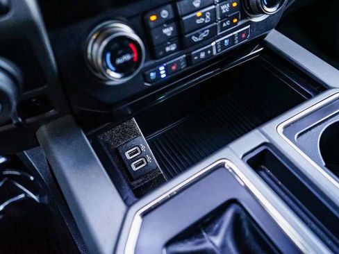 Used 2019 Ford F150 Raptor w/ Equipment Group 802A Luxury AWD/4WD image 21