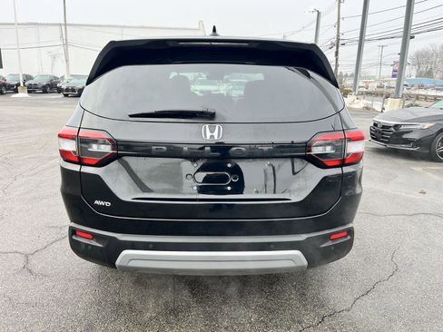 Used 2025 Honda Pilot EX-L image 4
