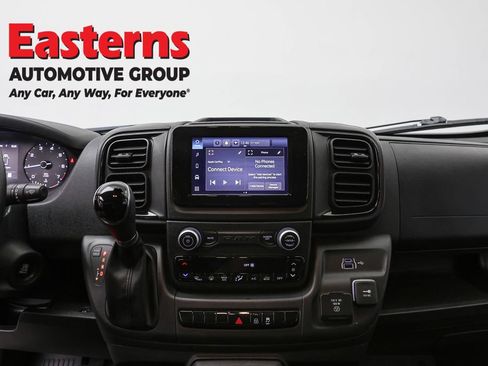 Used 2023 RAM ProMaster 2500 w/ Convenience Group FWD image 10
