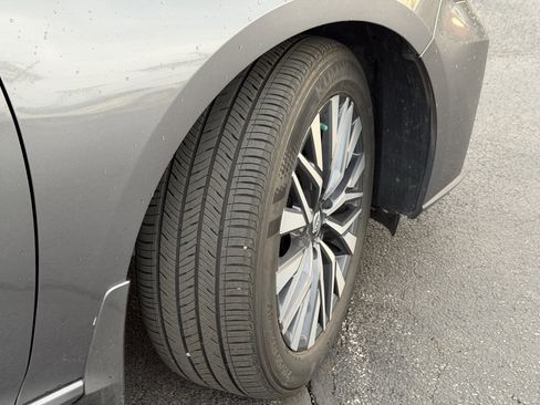 Used 2024 Nissan Altima 2.5 SV w/ SV Premium Package image 12