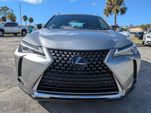 Used 2020 Lexus UX 200 image 9