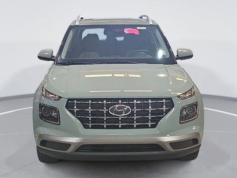 New 2026 Hyundai Venue SEL image 2