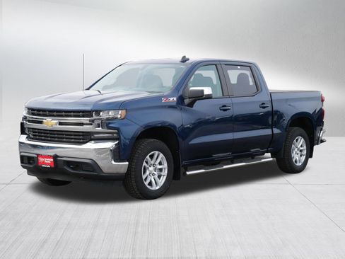 Used 2021 Chevrolet Silverado 1500 LT image 3