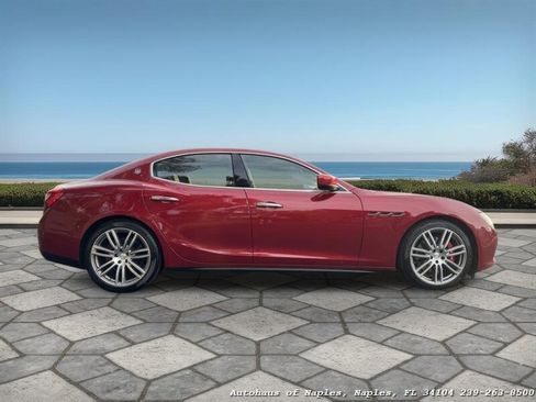 Used 2015 Maserati Ghibli S Q4 AWD/4WD image 9