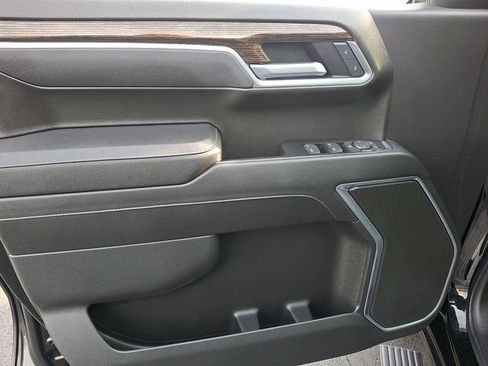 Used 2025 GMC Sierra 1500 Elevation AWD/4WD image 12