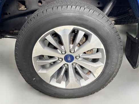 Used 2017 Ford F150 XL w/ Equipment Group 101A Mid AWD/4WD image 36