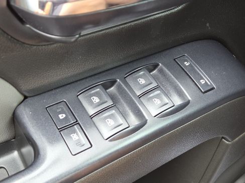 Used 2015 Chevrolet Silverado 1500 W/T AWD/4WD image 23