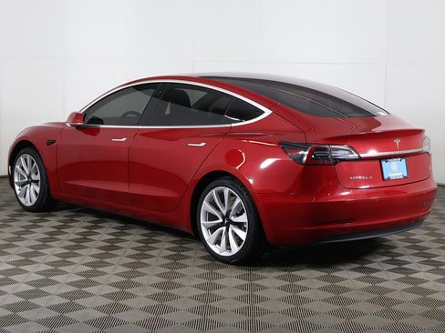 Used 2018 Tesla Model 3 Long Range image 9