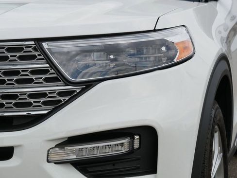 Used 2024 Ford Explorer Limited w/ Limited Technology Package AWD/4WD image 10