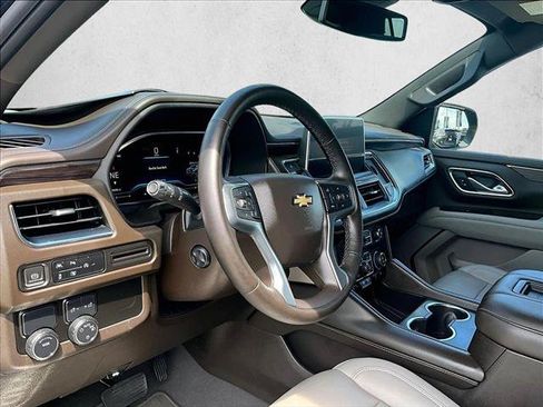 Used 2023 Chevrolet Tahoe LT w/ Luxury Package RWD image 14