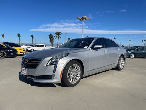 Used 2018 Cadillac CT6 Luxury image 5