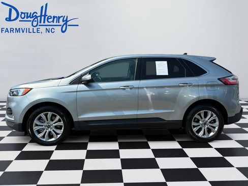 Used 2024 Ford Edge Titanium AWD/4WD image 2