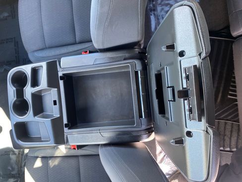 Used 2024 Chevrolet Silverado 1500 LT AWD/4WD image 26