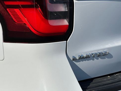 Used 2023 Ford Expedition Limited image 34