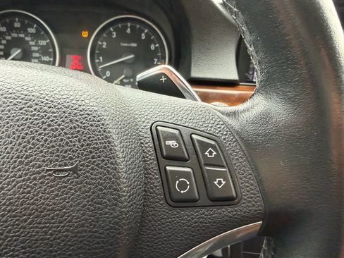 Used 2011 BMW 335i Coupe image 33