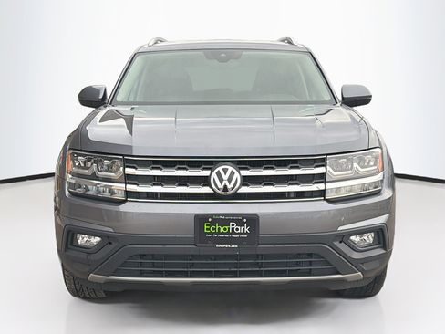 Used 2018 Volkswagen Atlas SE image 2