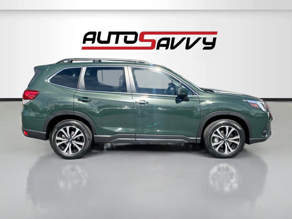 Used 2022 Subaru Forester Limited AWD/4WD image 8