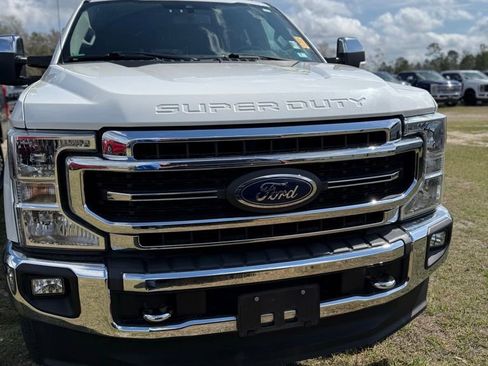 Used 2020 Ford F250 Lariat image 3