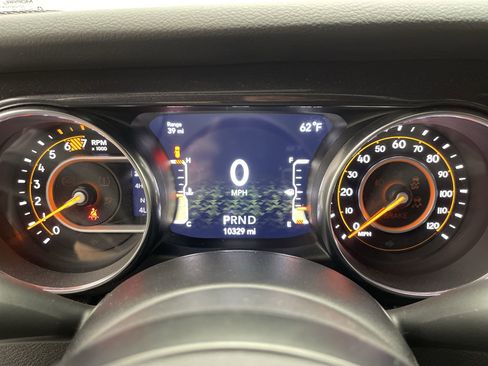 Used 2020 Jeep Wrangler Sport image 13