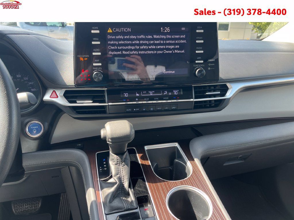 Certified 2021 Toyota Sienna LE FWD image 21
