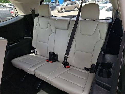 Used 2020 Kia Telluride EX w/ Towing Package AWD/4WD image 12