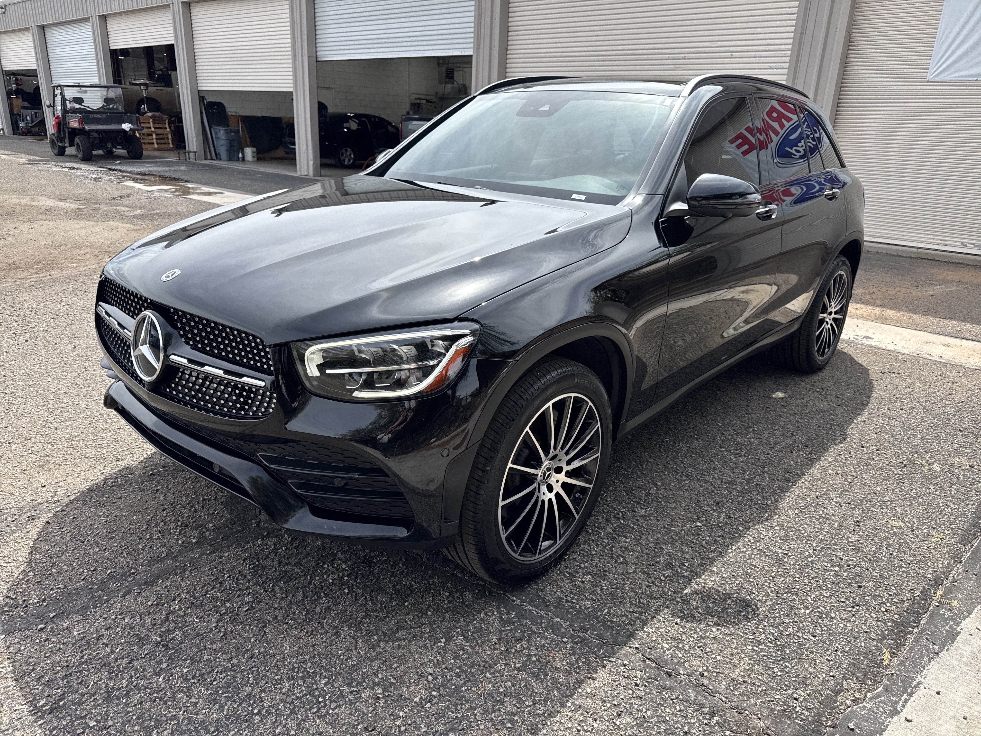 Used 2022 Mercedes-Benz GLC 300 image 4