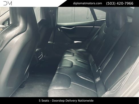 Used 2016 Tesla Model S 70 RWD image 23