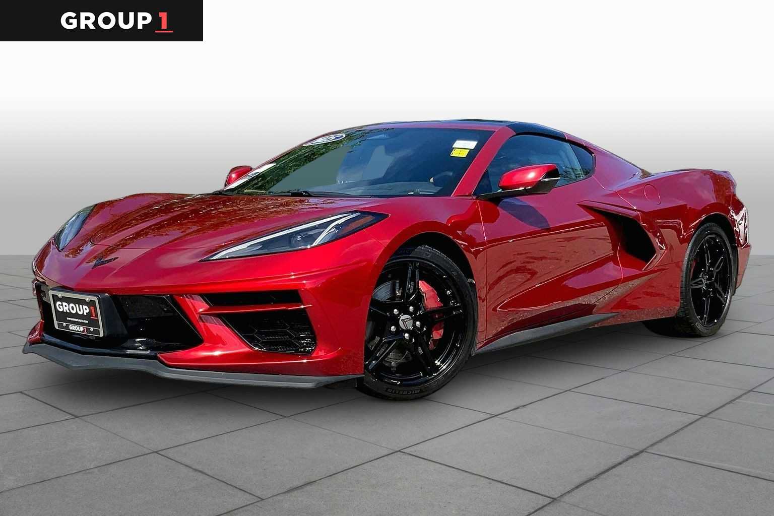 Used 2025 Chevrolet Corvette Stingray Preferred Cpe w/ Z51 Performance Package RWD image 1