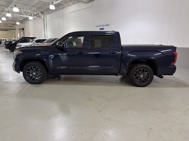 Used 2024 Toyota Tundra Platinum AWD/4WD image 4