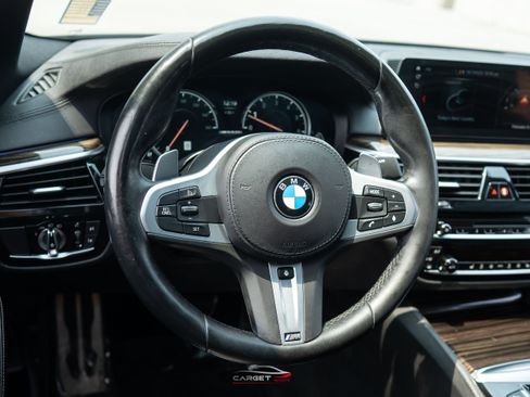 Used 2018 BMW M550i xDrive AWD/4WD image 22
