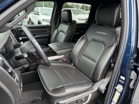 Used 2023 RAM 1500 Laramie AWD/4WD image 16
