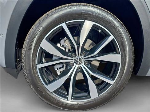 New 2026 Volkswagen Atlas Cross Sport SEL Premium R-Line image 10