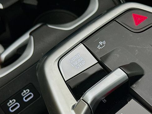 Used 2025 BMW X1 xDrive28i AWD/4WD image 19