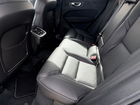 New 2026 Volvo XC60 B5 Ultra w/ Protection Package Premier image 21