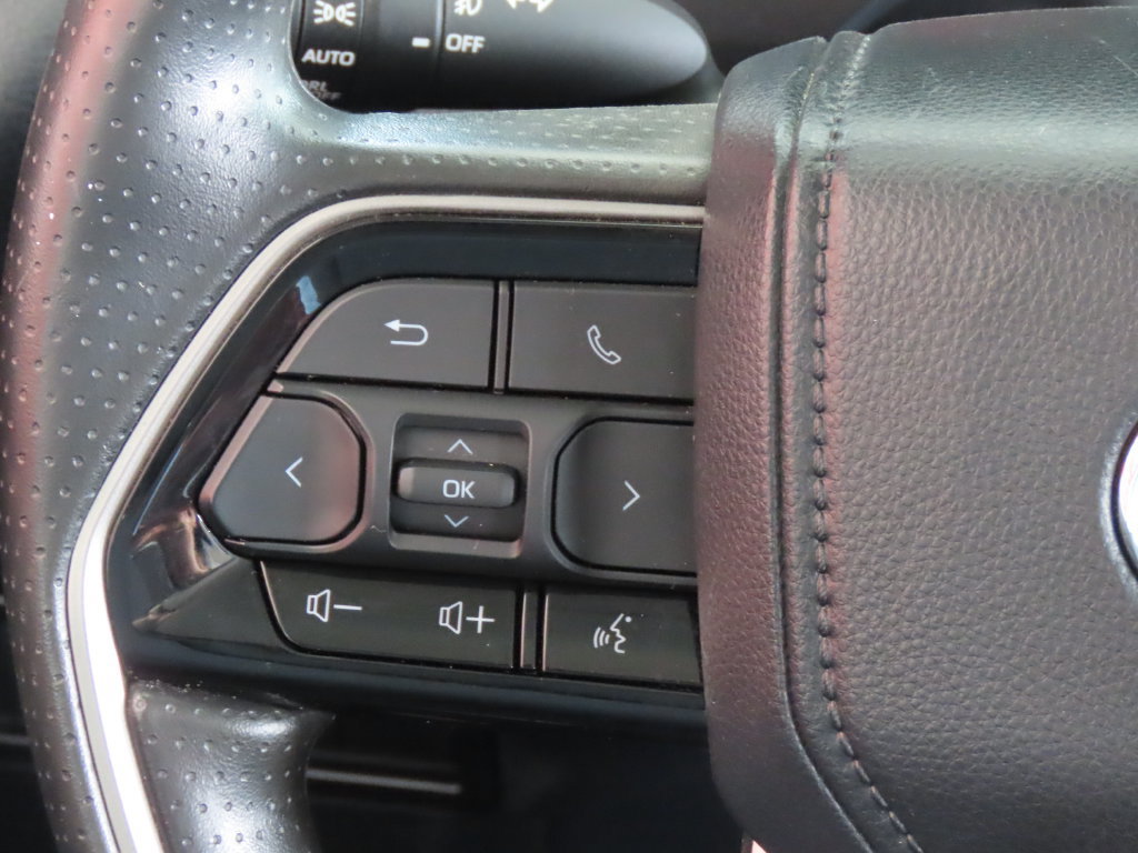 Used 2023 Toyota Tundra SR5 w/ SR5 Convenience Package AWD/4WD image 44