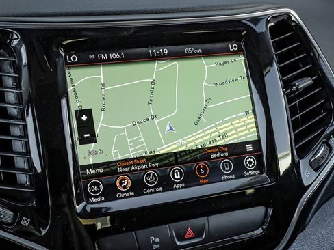 Used 2020 Jeep Cherokee Limited image 6