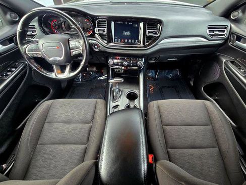 Certified 2024 Dodge Durango SXT image 9
