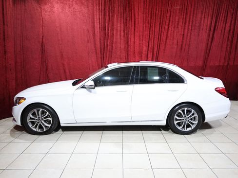 Used 2018 Mercedes-Benz C 300 Sedan image 4