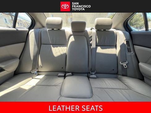 Used 2012 Honda Civic Hybrid Sedan image 13