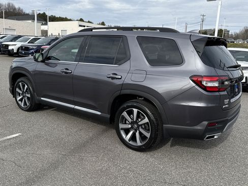New 2025 Honda Pilot Elite image 7