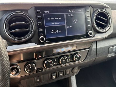 Used 2023 Toyota Tacoma TRD Sport AWD/4WD image 33