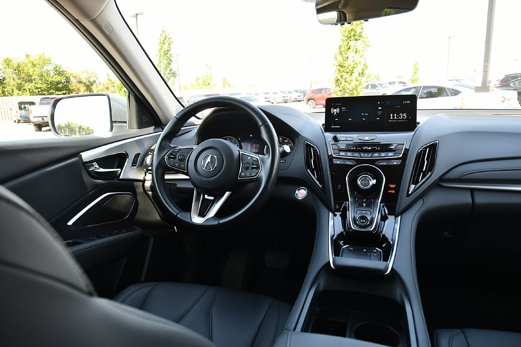 Used 2024 Acura RDX SH-AWD image 26