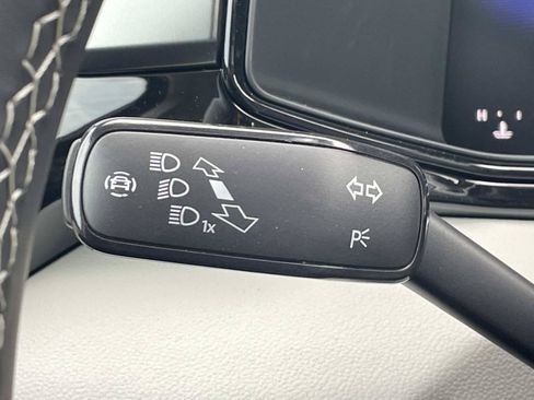 New 2026 Volkswagen Taos S FWD image 22