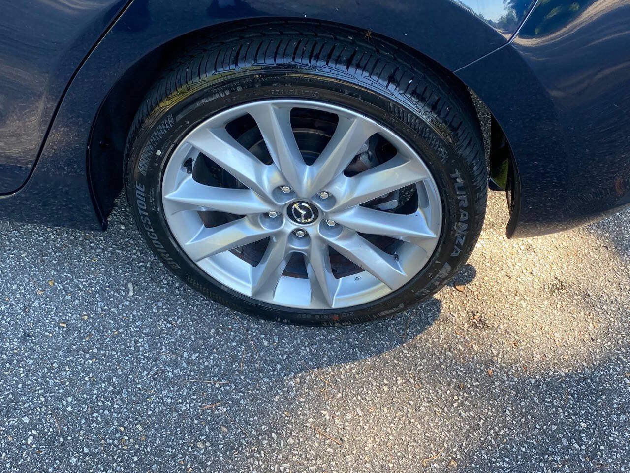 Used 2017 MAZDA MAZDA3 Touring FWD image 9