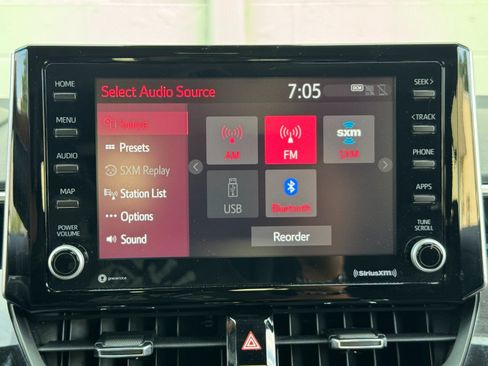 Used 2022 Toyota Corolla SE FWD image 23