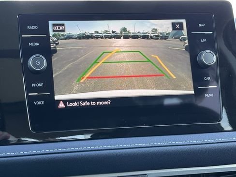 New 2026 Volkswagen Taos SEL AWD/4WD image 25