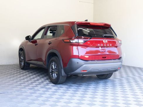 Used 2023 Nissan Rogue S image 13