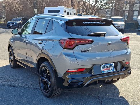 Used 2024 Buick Encore GX Sport Touring image 4