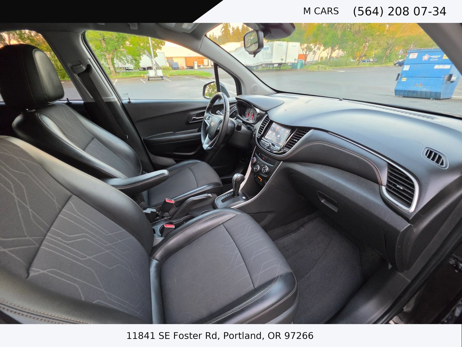 Used 2020 Chevrolet Trax LT w/ LT Convenience Package FWD image 18